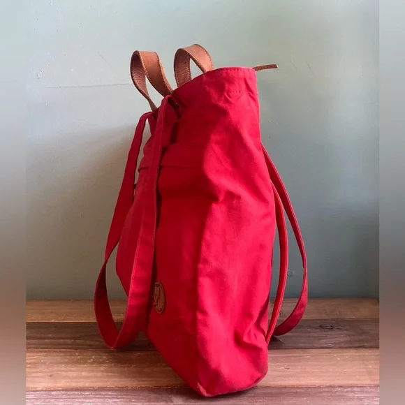 Fjallraven Red Backpack - Picture 5 of 16